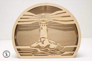 Lanterne décorative en bois découpé Phare Lune