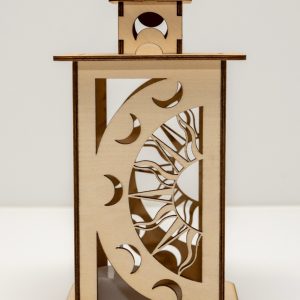 Lanterne décorative en bois découpé Phare soleil